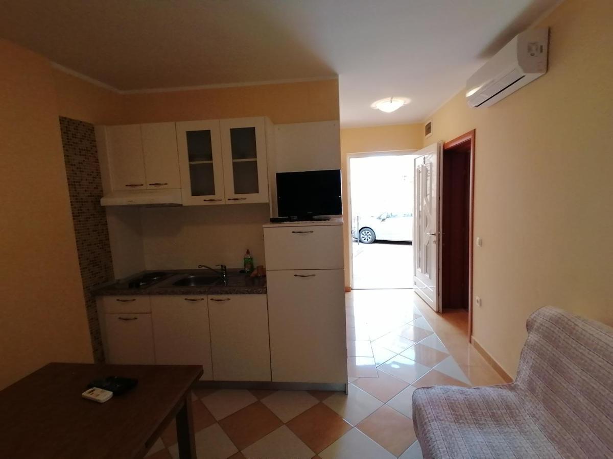 Apartmani Golomeic Crikvenica Exterior foto